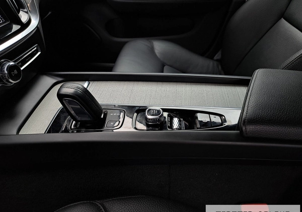 Volvo V60 Cross Country cena 173000 przebieg: 96522, rok produkcji 2021 z Węgorzyno małe 407